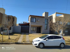 Casa 3 dormitorios. - Barrio Valle Cercano